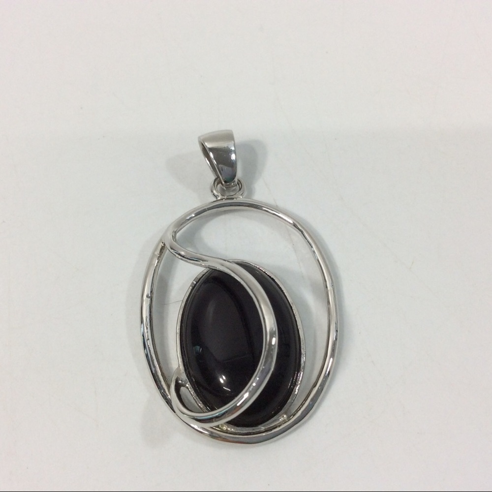 Lia Sophia Abracadabra Pendant Black Teardrop Stone Inside Silver Tone Swirl